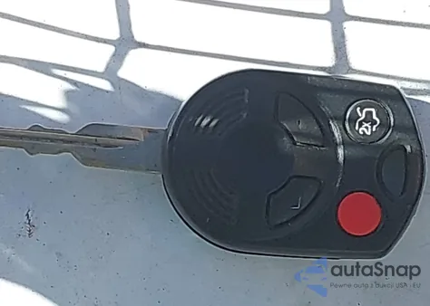 2008 Ford Escape Hybrid z USA, uszkodzony, nr VIN 1FMCU49HX8KD75973